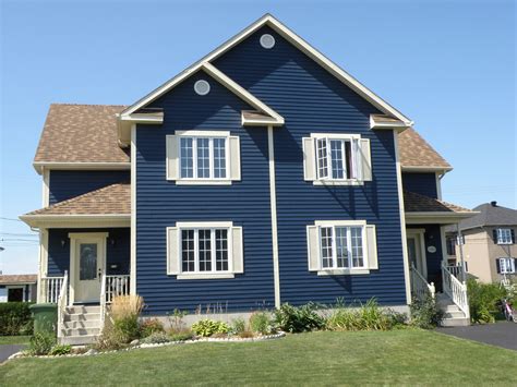 dark blue siding colors.